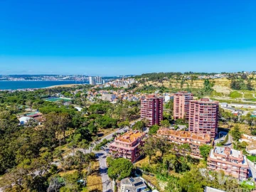 Moradia T3 para Venda em Costa da Caparica
