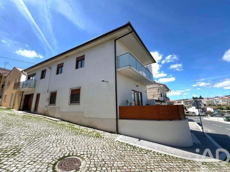 Moradia T4 para Venda em Valpaços e Sanfins Foto 2