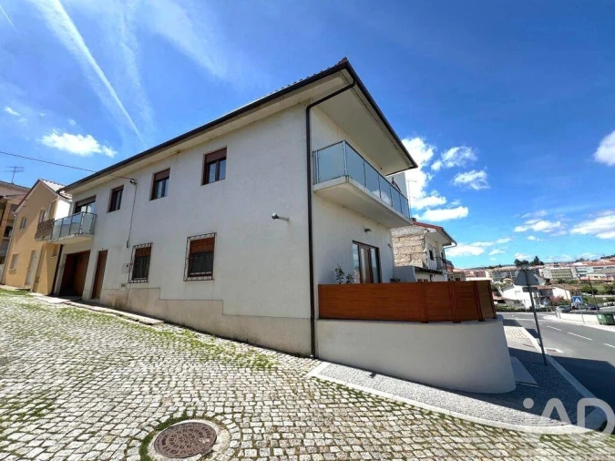 Moradia T4 para Venda em Valpaços e Sanfins Foto 2