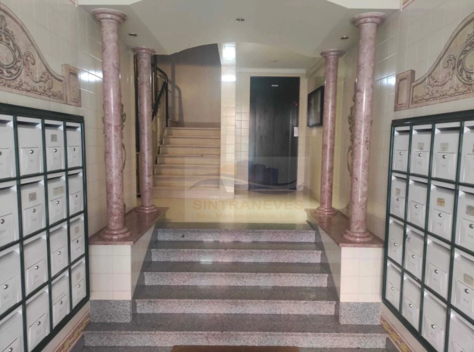 Apartamento T2 para Venda em Cacém e São Marcos Foto 11