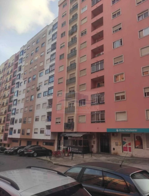 Apartamento T2 para Venda em Cacém e São Marcos