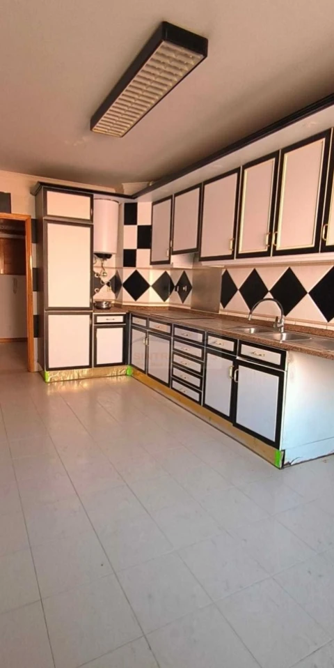 Apartamento T2 para Venda em Cacém e São Marcos