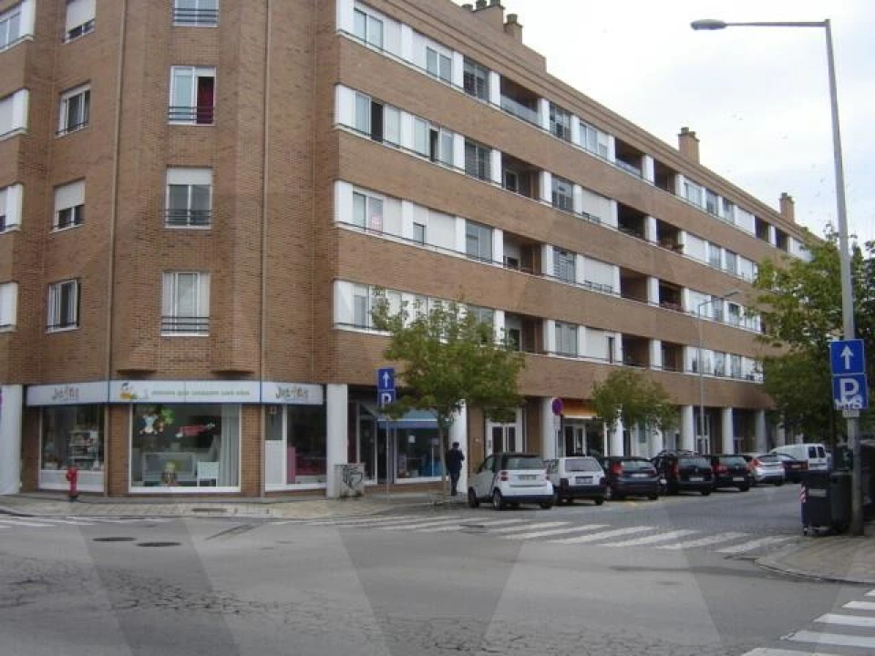 Loja para Venda em Matosinhos e Leça da Palmeira Foto 1