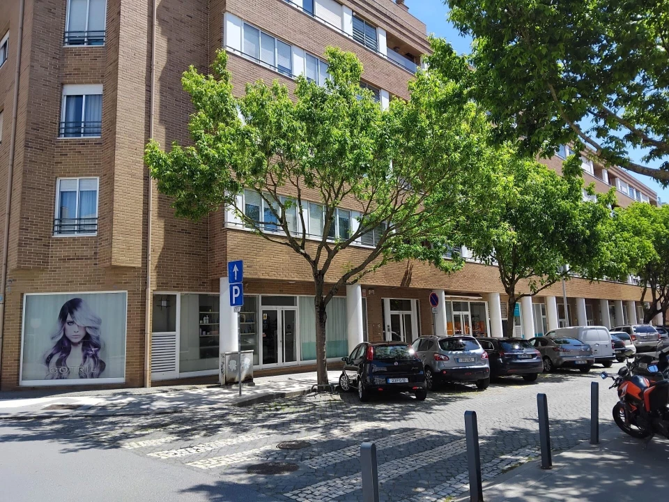 Loja para Venda em Matosinhos e Leça da Palmeira Foto 3