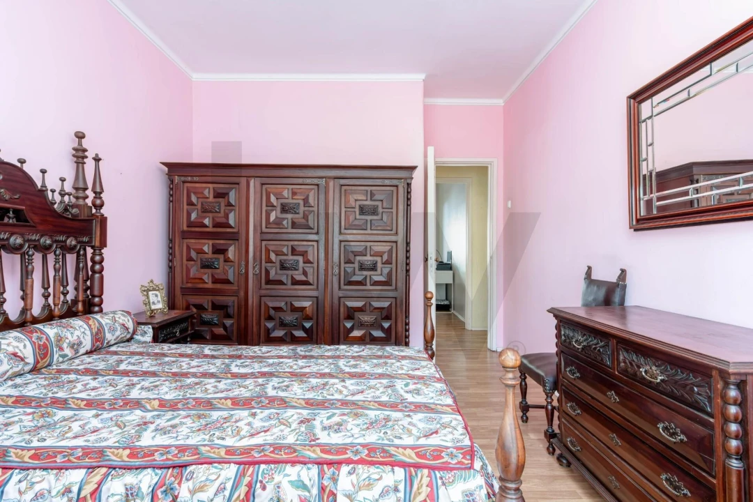 Apartamento T3 para Venda em Almada, Cova da Piedade, Pragal e Cacilhas Foto 4