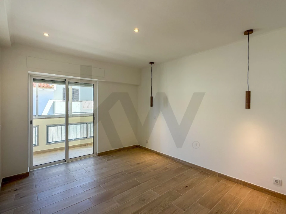 Apartamento T1 para Venda em Quarteira Foto 19