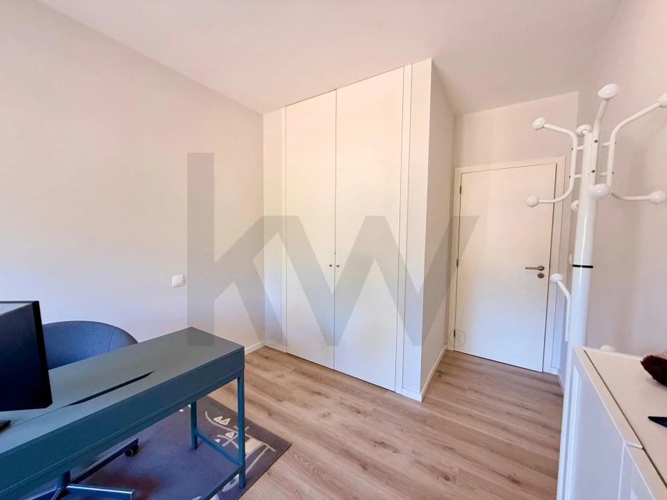 Apartamento T2 para Venda em Canelas Foto 12