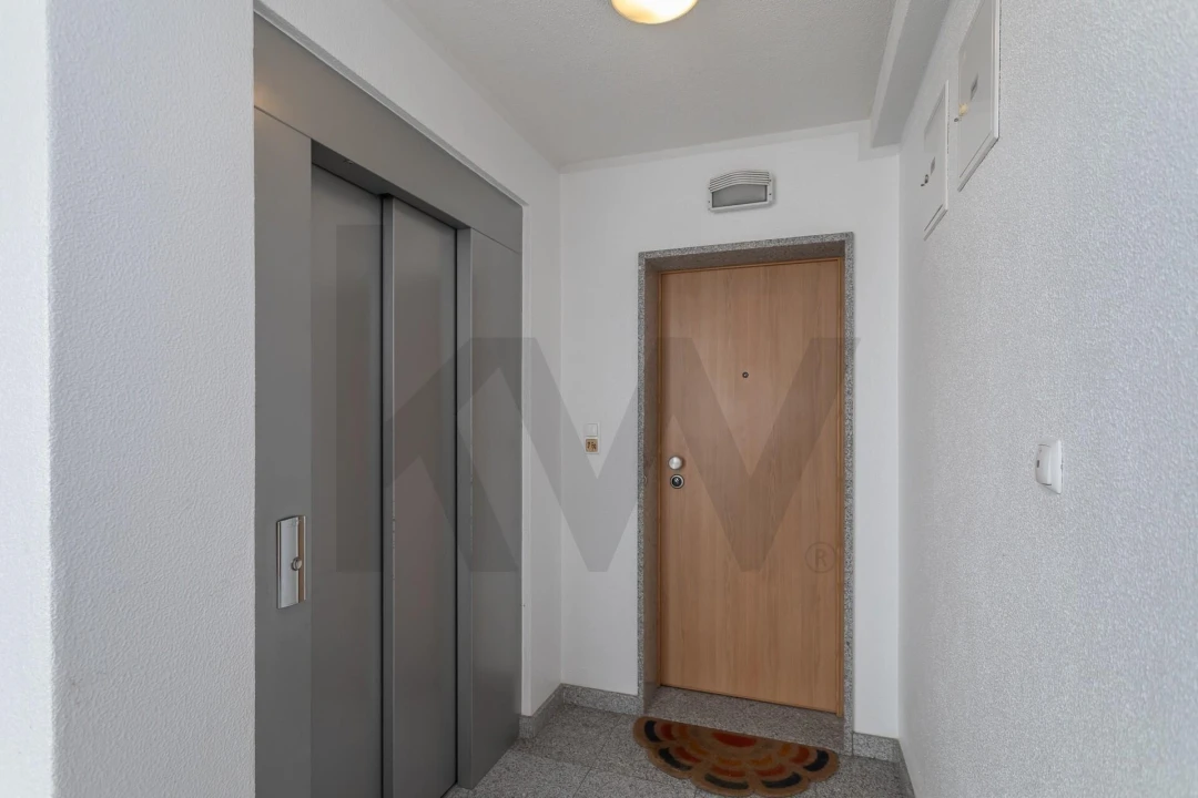 Apartamento T3 para Venda em Caparica e Trafaria Foto 32