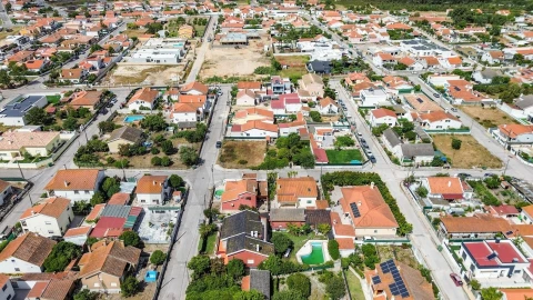 Terreno para Venda em Azeitão (São Lourenço e São Simão)