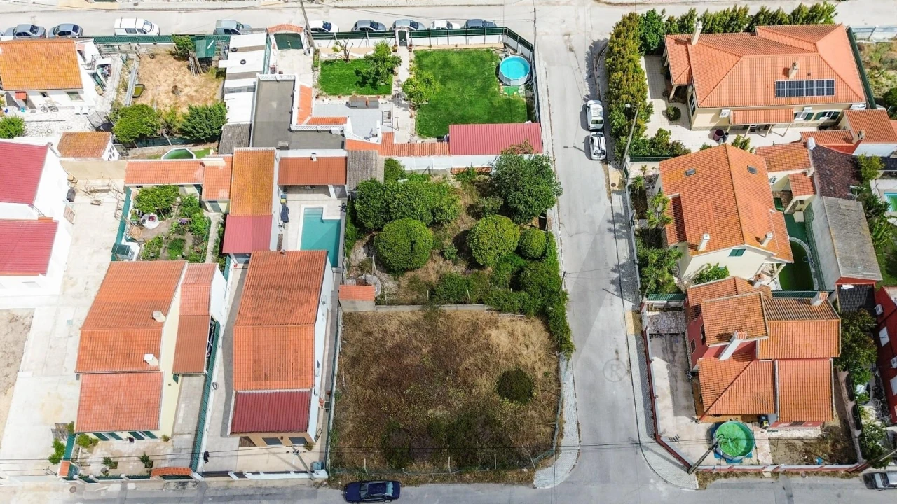 Terreno para Venda em Azeitão (São Lourenço e São Simão) Foto 18