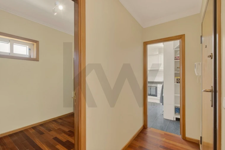 Apartamento T2 para Venda em Oliveira do Douro Foto 8