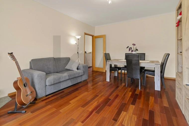 Apartamento T2 para Venda em Oliveira do Douro Foto 11