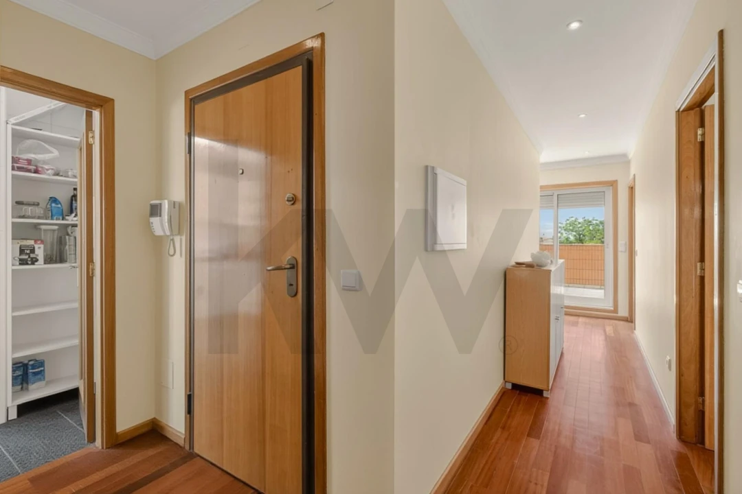 Apartamento T2 para Venda em Oliveira do Douro Foto 6