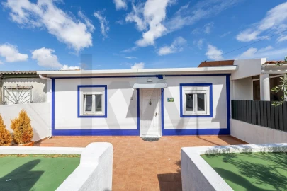 Moradia T1 para Venda em Queluz e Belas