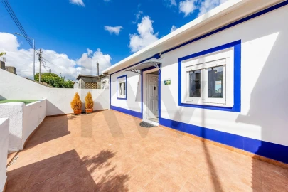 Moradia T1 para Venda em Queluz e Belas