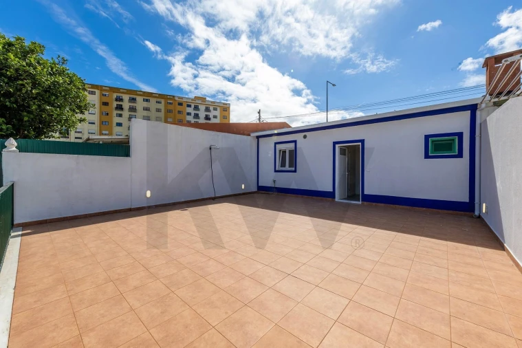 Moradia T1 para Venda em Queluz e Belas Foto 17
