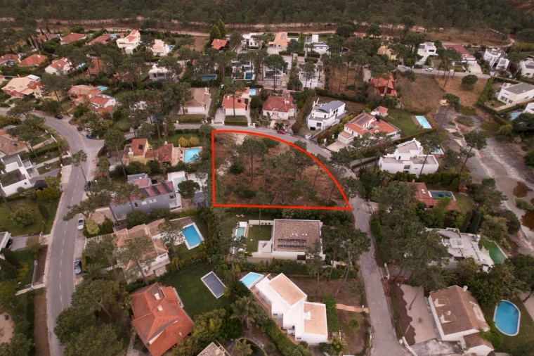 Terreno para Venda em Charneca de Caparica e Sobreda Foto 2