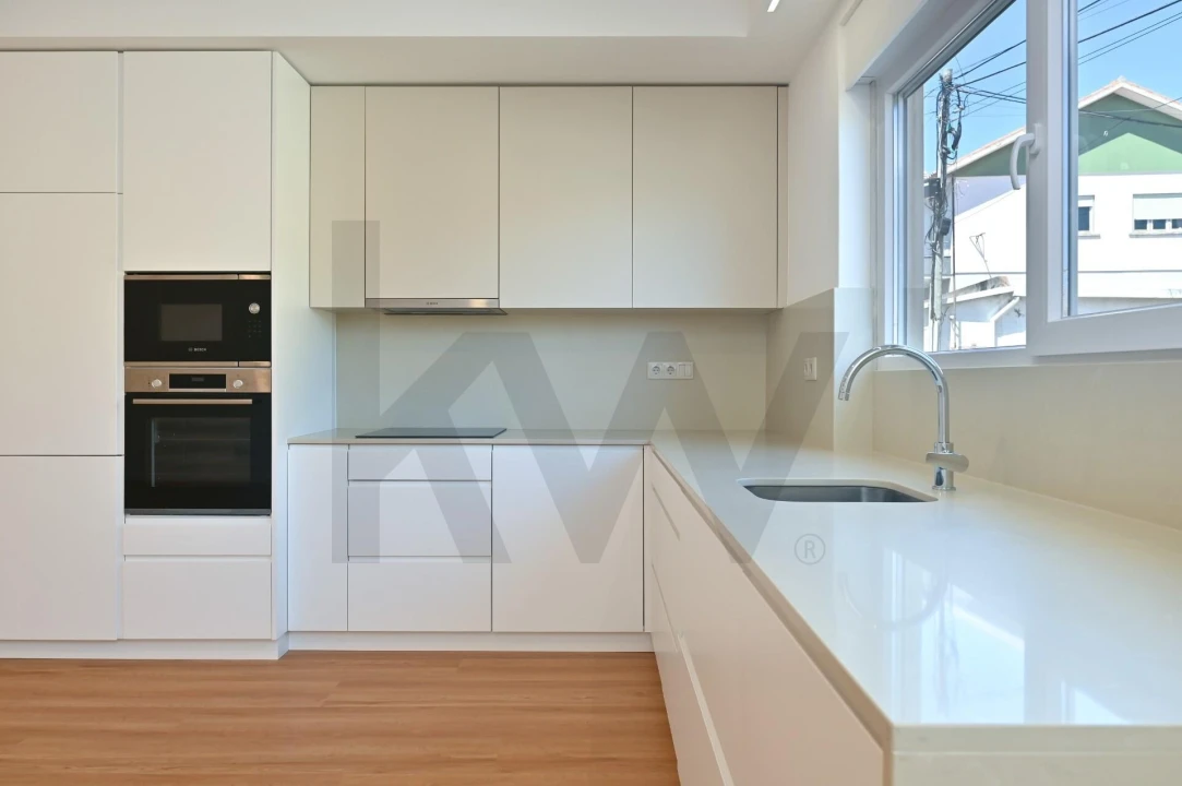 Apartamento T2 para Venda em São Domingos de Rana Foto 5