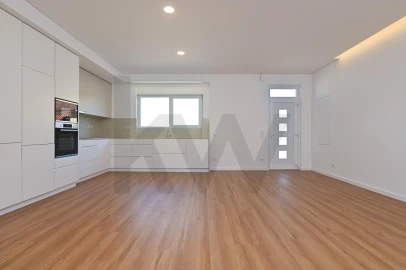 Apartamento T2 para Venda em São Domingos de Rana