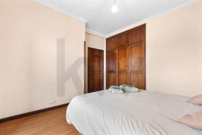 Moradia T5 para Venda em Funchal (Santa Maria Maior)