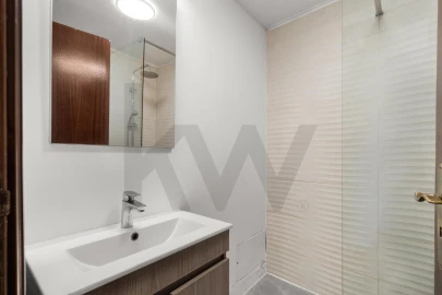 Moradia T5 para Venda em Funchal (Santa Maria Maior)