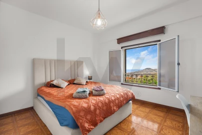 Moradia T5 para Venda em Funchal (Santa Maria Maior)