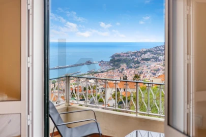 Moradia T5 para Venda em Funchal (Santa Maria Maior)