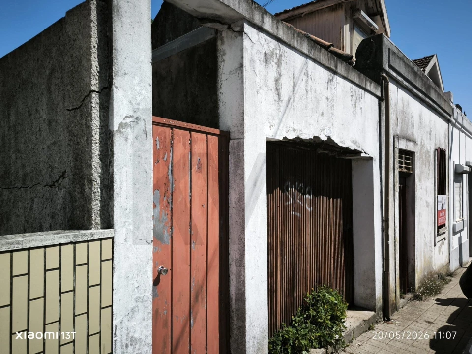 Moradia T2 para Venda em Campanhã Foto 1