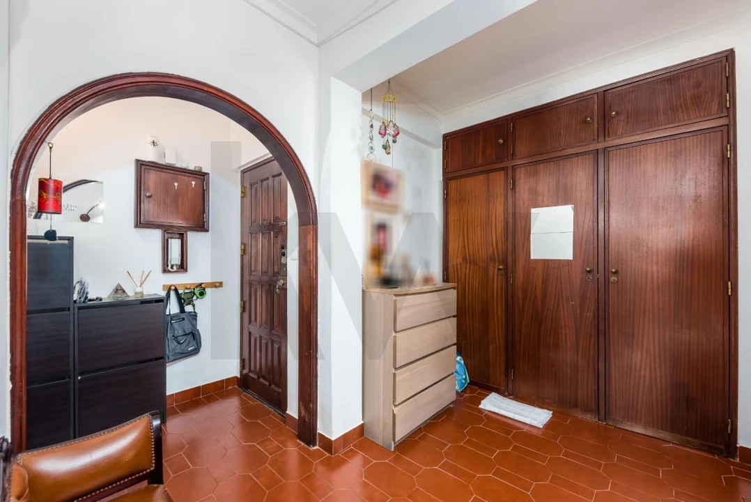 Apartamento T3 para Venda em Algueirão-Mem Martins Foto 4