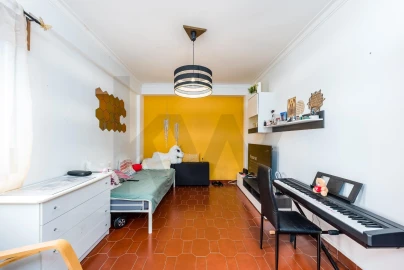 Apartamento T3 para Venda em Algueirão-Mem Martins