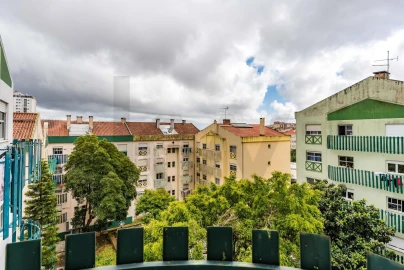 Apartamento T3 para Venda em Algueirão-Mem Martins