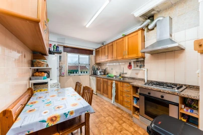 Apartamento T3 para Venda em Algueirão-Mem Martins