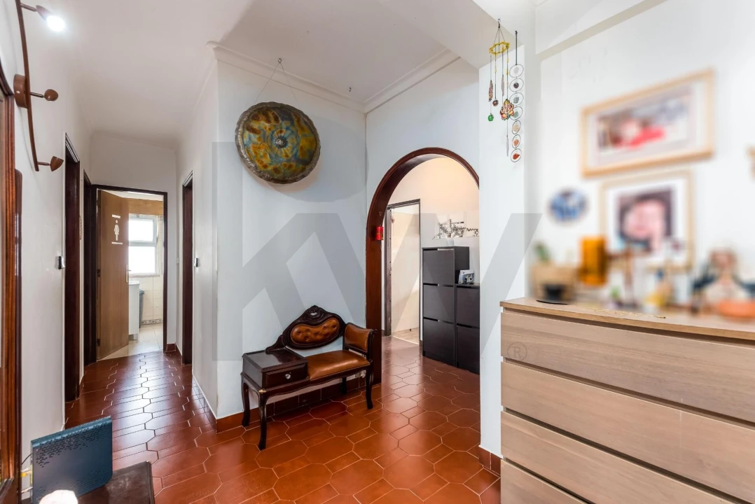 Apartamento T3 para Venda em Algueirão-Mem Martins Foto 3