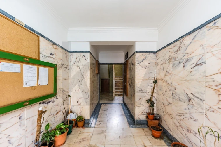 Apartamento T3 para Venda em Algueirão-Mem Martins Foto 25