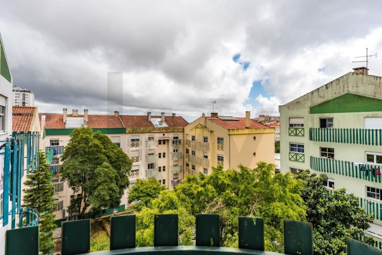 Apartamento T3 para Venda em Algueirão-Mem Martins Foto 28