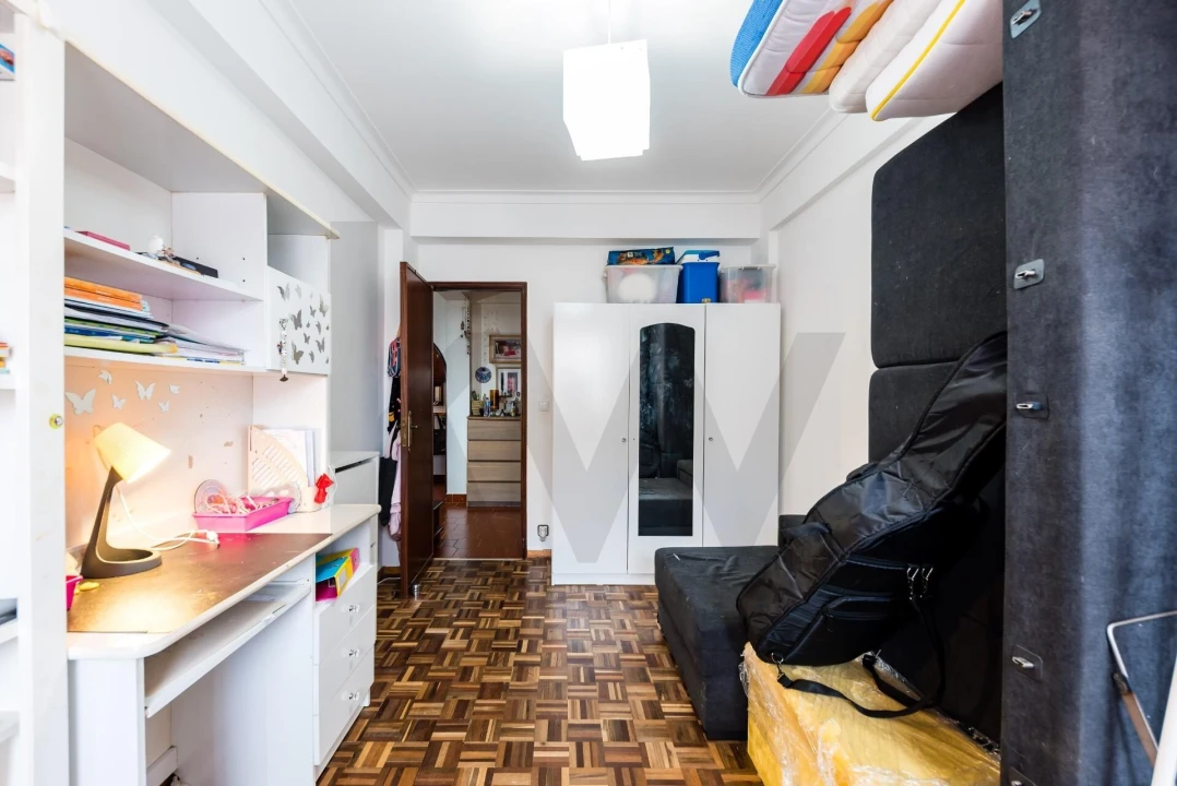 Apartamento T3 para Venda em Algueirão-Mem Martins Foto 9