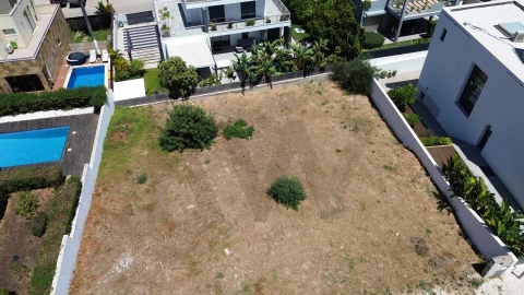 Terreno para Venda em Alcantarilha e Pêra