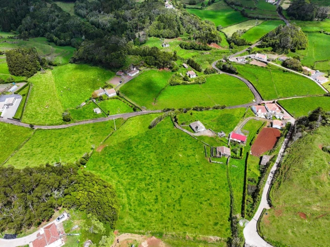 Terreno para Venda em Santo Espirito Foto 3