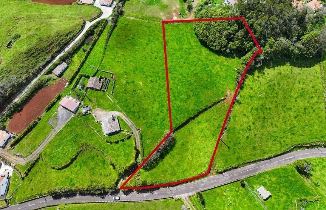 Terreno para Venda em Santo Espirito Foto 1