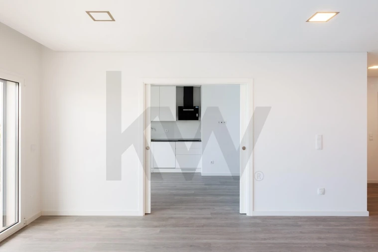 Apartamento T5 para Venda em Montijo e Afonsoeiro Foto 16