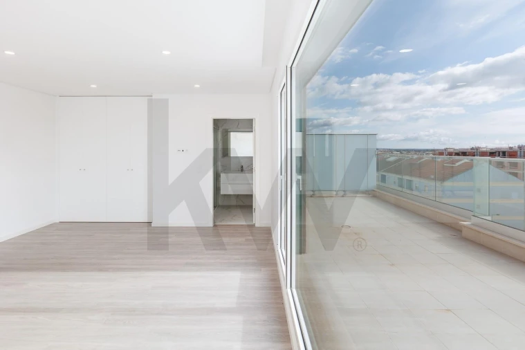Apartamento T5 para Venda em Montijo e Afonsoeiro Foto 53