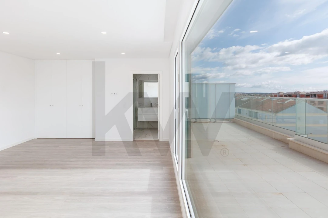 Apartamento T5 para Venda em Montijo e Afonsoeiro Foto 53