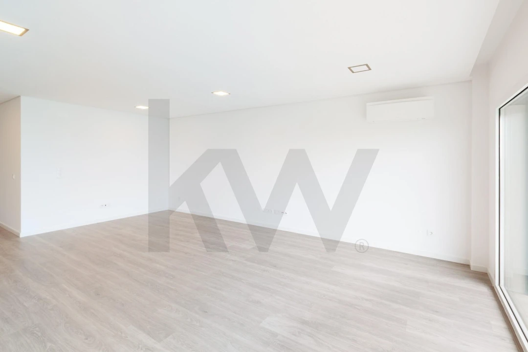 Apartamento T5 para Venda em Montijo e Afonsoeiro Foto 11