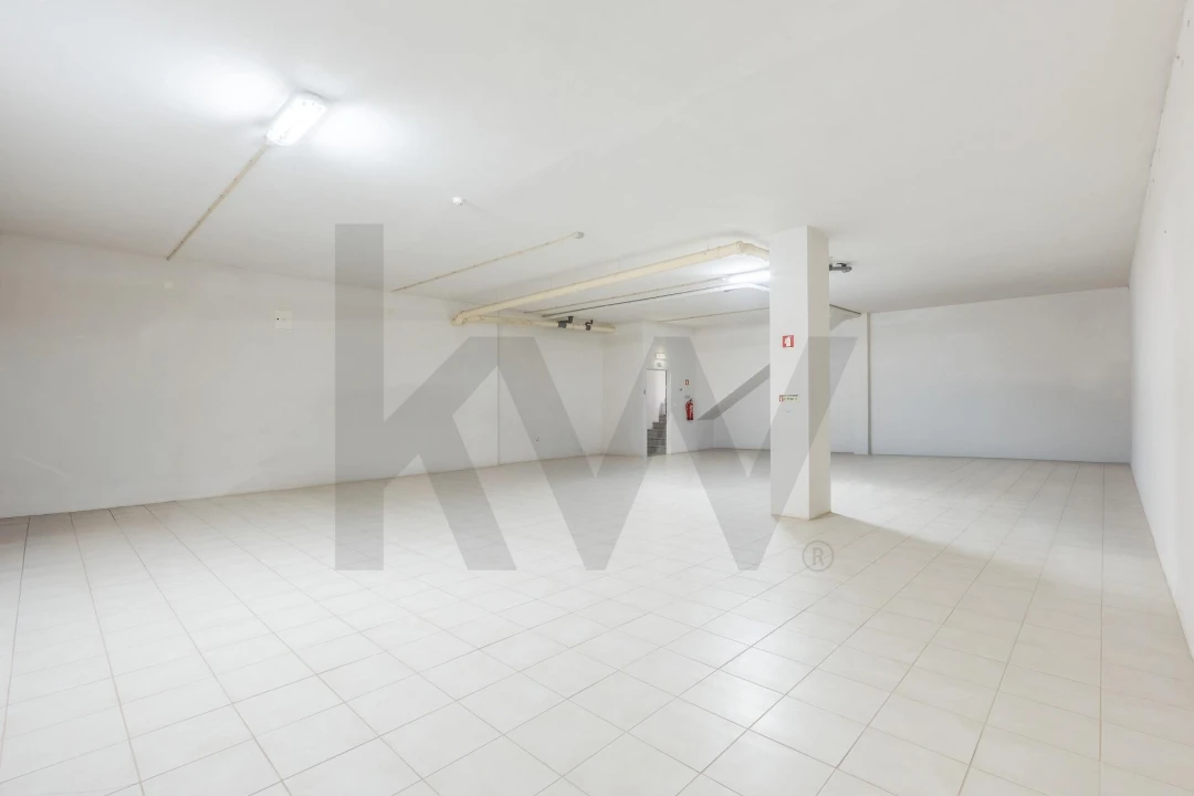 Loja para Trespasse em Aradas Foto 33