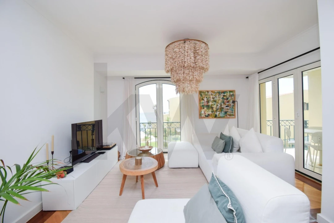 Apartamento T2 para Venda em Carcavelos e Parede Foto 2
