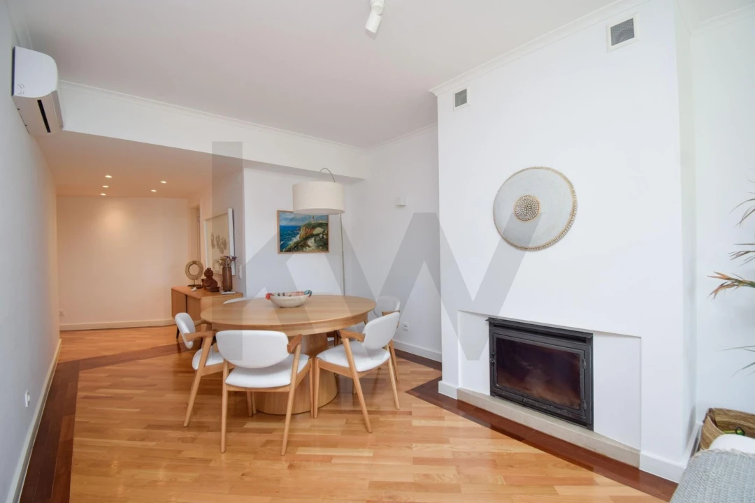 Apartamento T2 para Venda em Carcavelos e Parede Foto 10