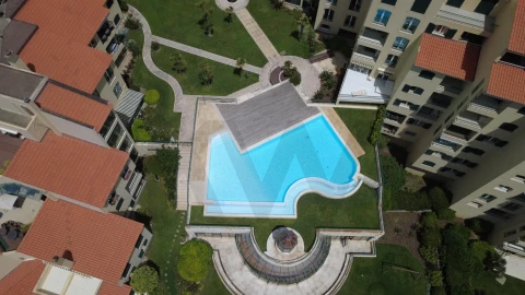 Apartamento T2 para Venda em Carcavelos e Parede