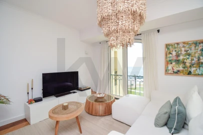 Apartamento T2 para Venda em Carcavelos e Parede