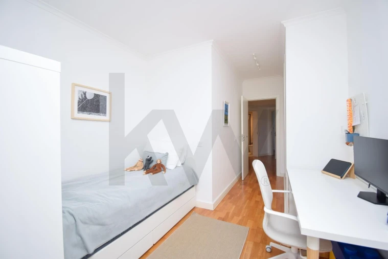 Apartamento T2 para Venda em Carcavelos e Parede Foto 20