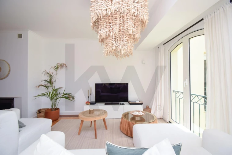 Apartamento T2 para Venda em Carcavelos e Parede Foto 4